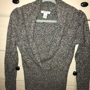 ✨White House Black Market Sweater✨